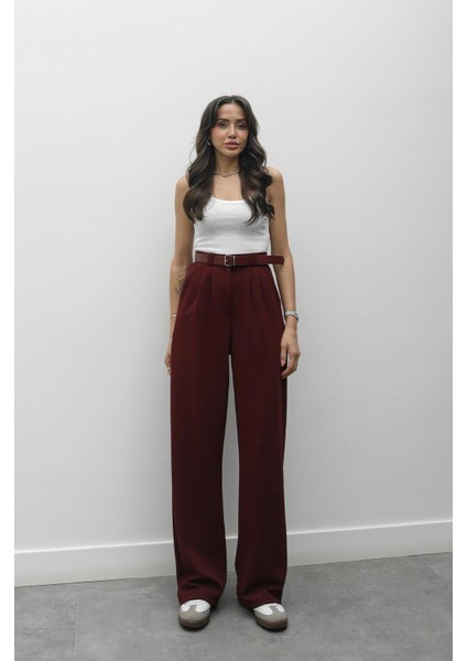 Bordo Heche Pileli Kemerli Pantolon