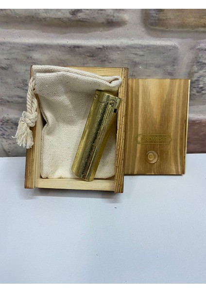 Promise Marka Benzinli Ince Model Eskitme Sari Gold Renk Kisiye Özel Çakmak