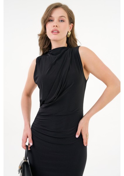 Siyah Bodycon Yarım Balıkçı Yaka Büzgülü Yırtmaçlı Sandy Elbise indirimleri