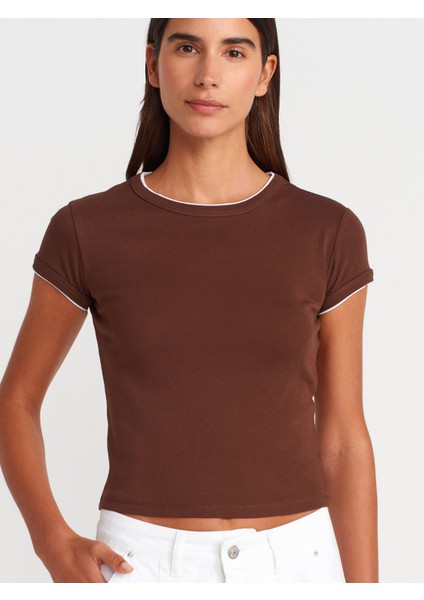 31750 Kontrast Kısa Kollu Tshirt-Beyaz fırsatları