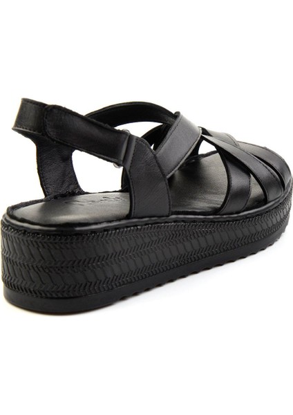 Siyah Leather Kadın Sandalet K05552000803 modelleri