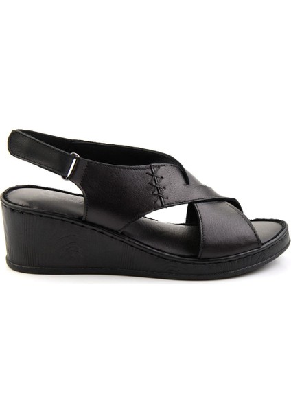 Taba Leather Kadın Sandalet K05552001203