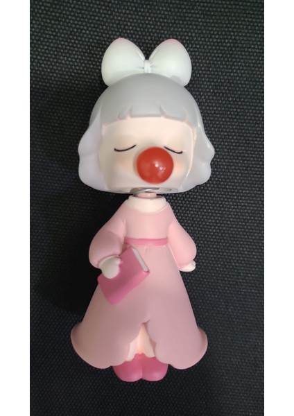 Bobblehead Çizgi Film Kız Reçine Kafası Sallanan Oyuncak Şık Figür Süsleme Dekorasyon 1 Adet