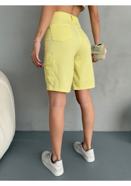 Kadın Kargo Cepli Yüksek Bel Likralı Bermuda Şort fırsatları