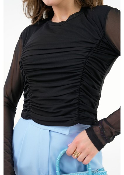 Siyah Bisiklet Yaka Önü Büzgülü Transparan Örme Crop Bluz fırsatları