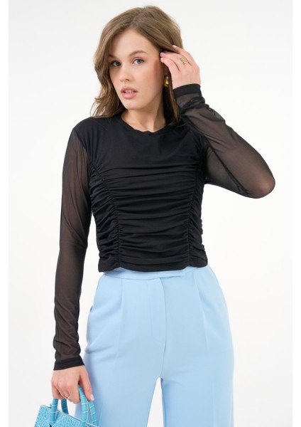 Siyah Bisiklet Yaka Önü Büzgülü Transparan Örme Crop Bluz indirimleri