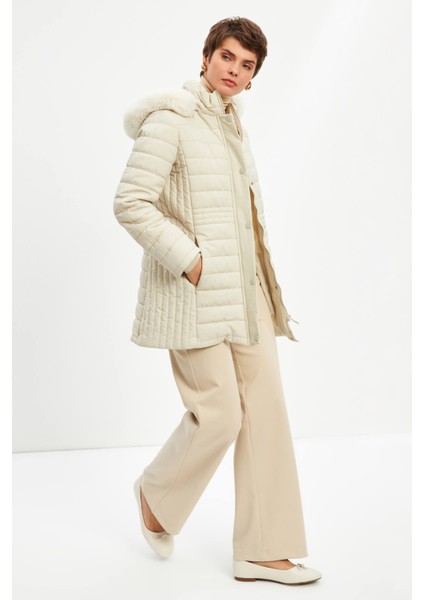 Bej Kapitone Kapüşonlu Mont indirimleri