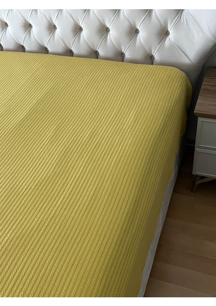 Saç Örgü Modelli Çift Kişilik Pamuklu Pike Hardal 220 x 220 cm fırsatları