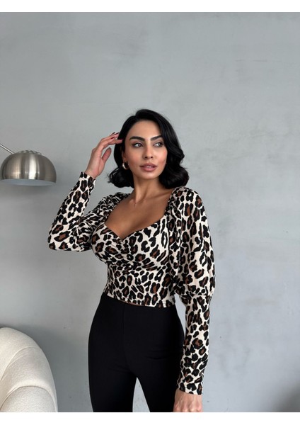 Kadın Leopar Desenli Glop Detaylı Bluz modelleri