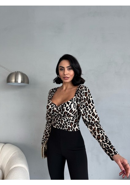 Kadın Leopar Desenli Glop Detaylı Bluz indirimleri
