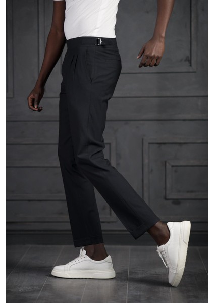 Slimfit Çift Pileli Kemer Tokalı Yazlık Kumaş Pantolon modelleri
