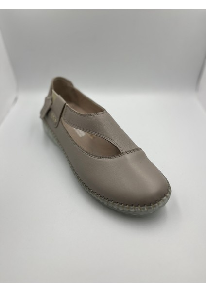 Kundura Jel Taban Deri Günlük Bayan Ayakkabı