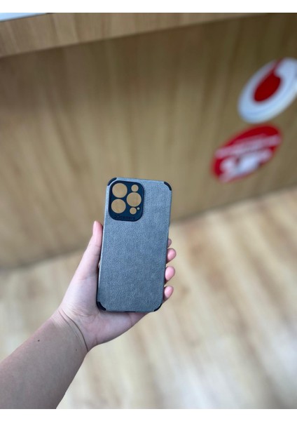 Apple Iphone 13 Pro Uyumlu Şık Tasarımlı Telefon Kılıfı
