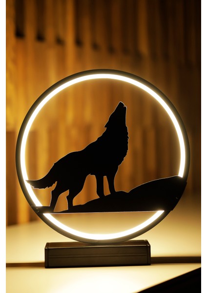 Bozkurt Metal LED Masa Lambası Yalnız Kurt Temalı Dekoratif Gece Lambası | LED Özgürlük Simgesi