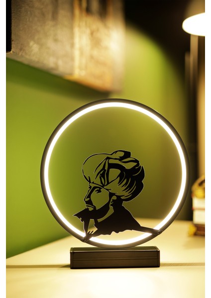 Fatih Sultan Mehmet Silüetli Metal LED Masa Lambası Tarihi Figürlü Dekoratif Gece Lambası fırsatları