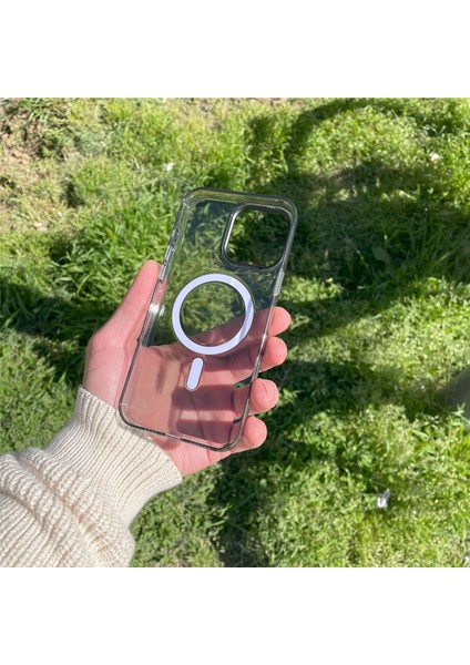 Apple iPhone 16 Pro Kılıf Siyah Şeffaf Sararmaz Magsafe Sert Pc Premium Kapak indirimleri