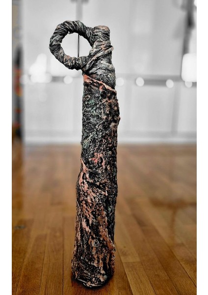 El Emeği Modern Vazo 58 x 17 cm