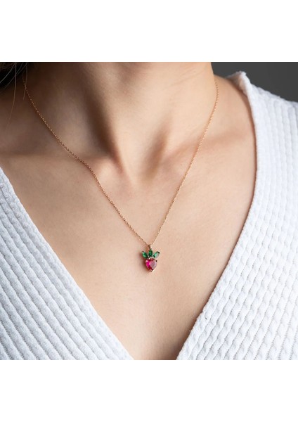 925 Ayar Gümüş Kırmızı Taşlı Çilek Kolye