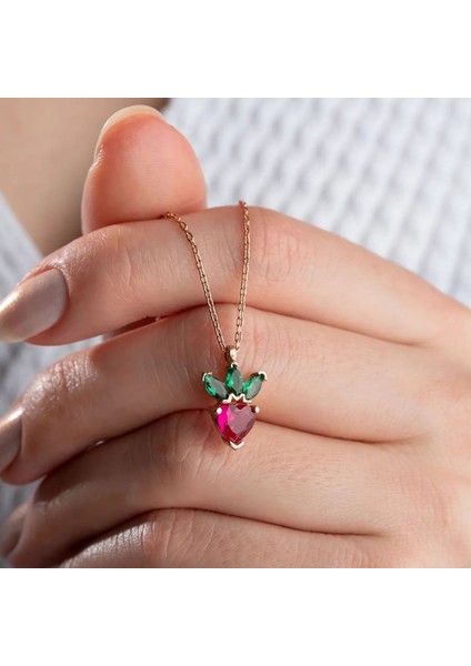 925 Ayar Gümüş Kırmızı Taşlı Çilek Kolye modelleri