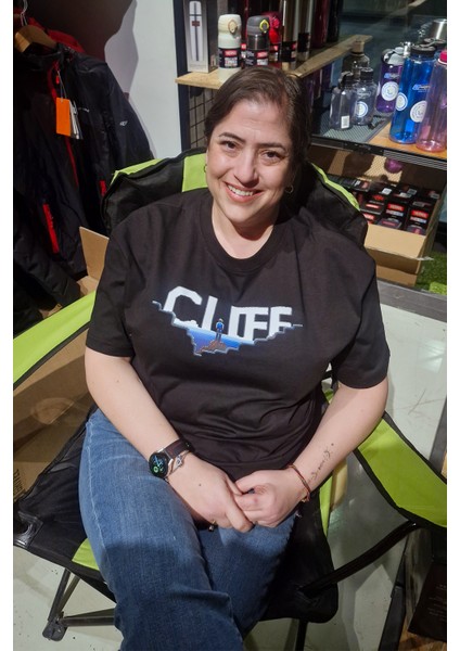 Cliff Logo No.2 Tişört - Rahat Kesim, %100 Pamuk indirimleri