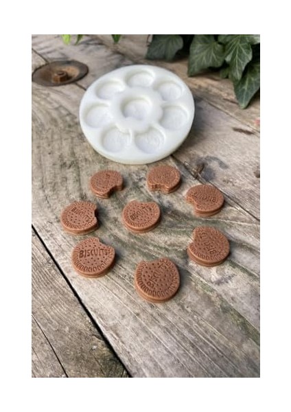 Concept Kremalı Bisküvi Büyük Sekizli Mum Kalıbı (Silikon)