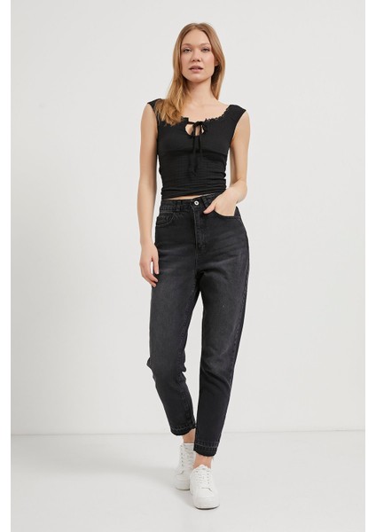 Armalıfe 1420 Önü Bağcıklı Pencere Detaylı Esnek Kadın Bluz fiyatları