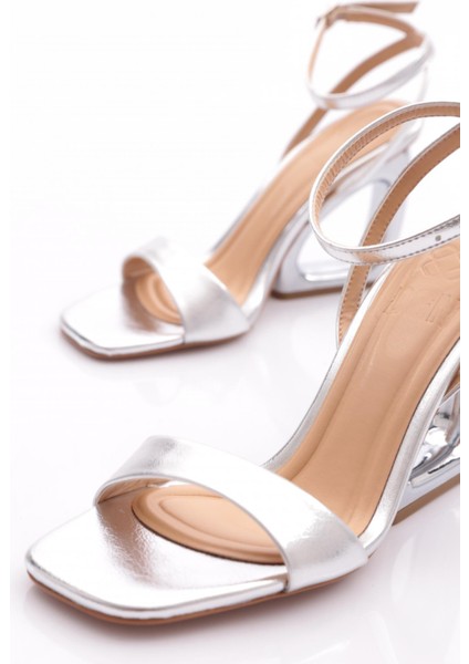 2426 Kadin Bilekten Bağlamali Topuklu Abiye Ayakkabi fırsatları