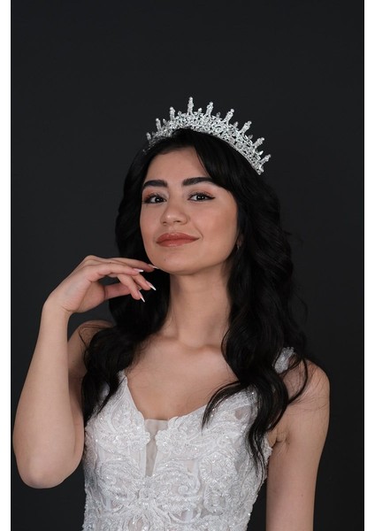 Trend Model Gümüş Taşlı Gelin Tacı