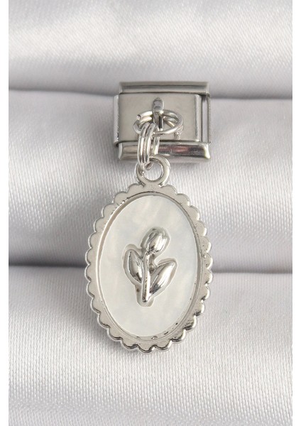 316L Çelik Gümüş Renk Beyaz Mineli Çiçek Işlemeli Nomination Charm