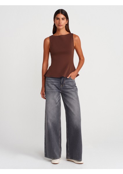 21001 Kayık Yaka Peplum Top-Açık Kahve