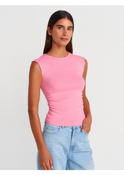 21054 Büzgülü Basic T-Shirt-Siyah