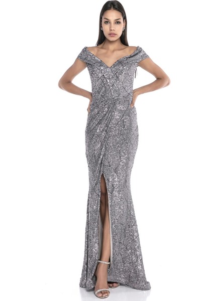 Gümüş Yırtmaç Detaylı Kayık Yaka Payet Abiye modelleri