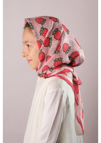 Pembe Dijital Baskılı Çocuk Tesettür Eşarp Pamuk Polyester Çilek Desenli 6001_04