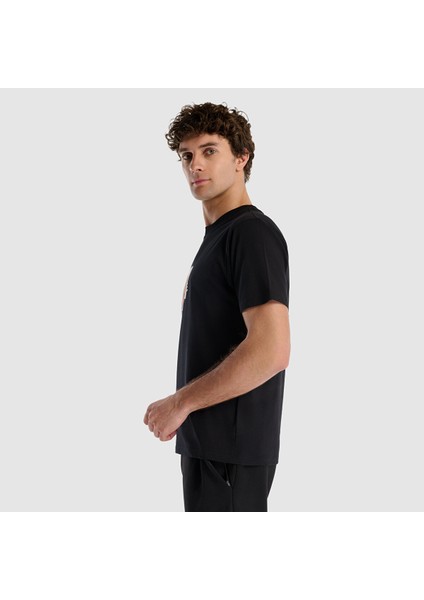 New Balance MNT1511 Siyah Erkek Tişört