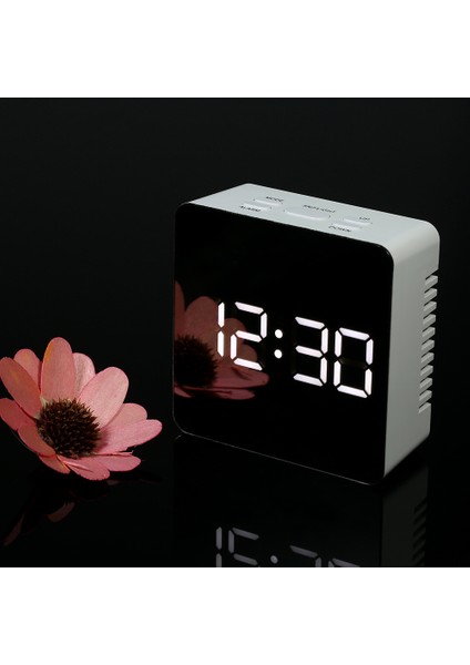 Çok Fonksiyonlu Plastik LED Gece Işığı Saat Sıcaklık Ölçer (Yurt Dışından)