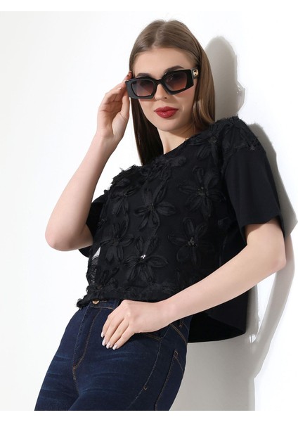 Çiçek Tül Detaylı Nakışlı Bluz T-Shirt fiyatları