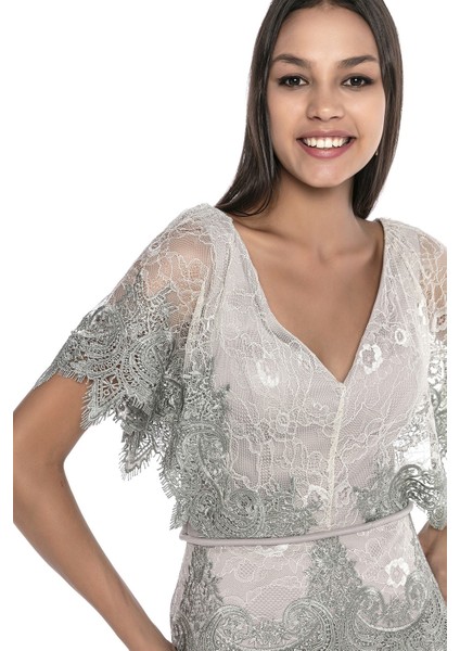 Su Yeşili Kol Detaylı V Yaka Dantel Abiye modelleri