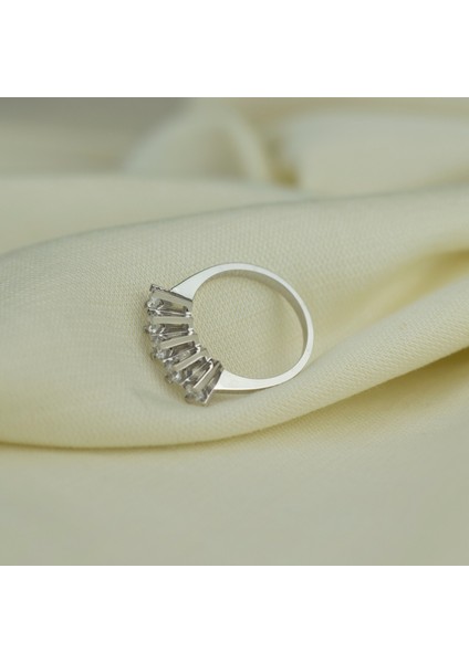 Kare Tırnak 925 Ayar Beştaş Gümüş Yüzük- 3 mm- Anneler Günü Hediye fırsatları