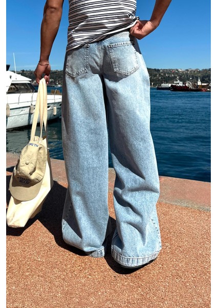 Basic Mavi Baggy Jean
