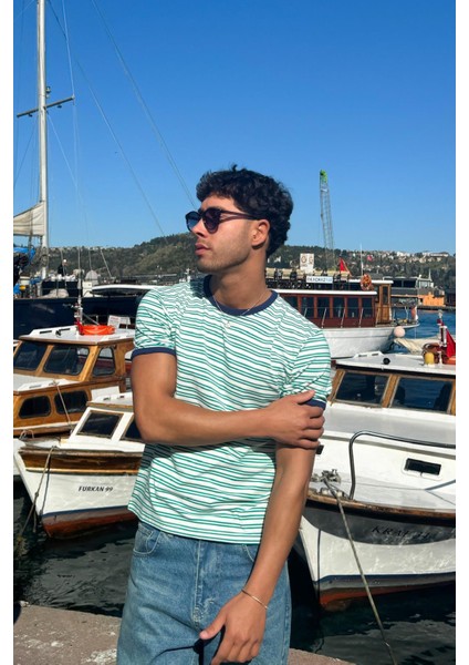 Çizgili Old Money Yeşil Tişört