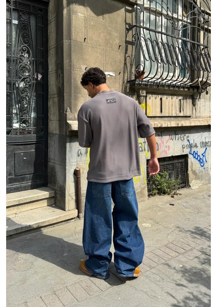 91 Baskılı Fitilli Gri Tişört fırsatları