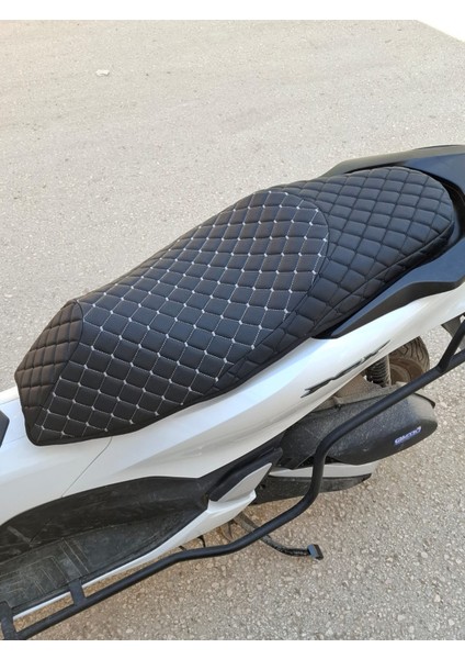 Honda Pcx Koltuk Koltuk Kılıfı Tay Tüylü Bej Kapitone Desenli Ortopedik (Ultra Lüks) modelleri