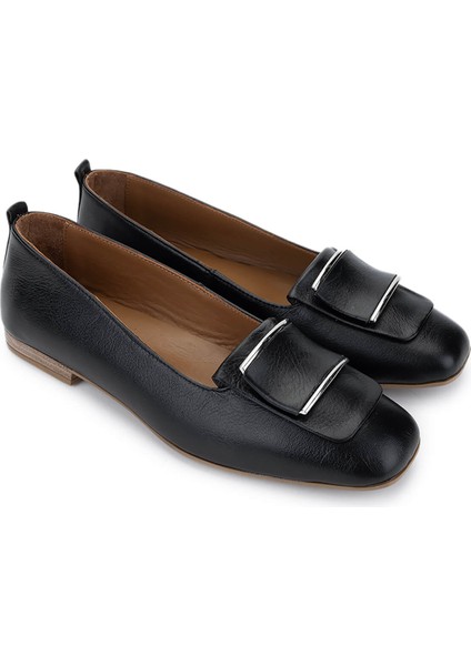 Kadın Siyah Deri Loafer Ayakkabı 1063 116-104 Bn Ayk Y25 Sıyah Dr fiyatları