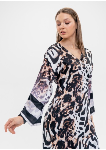 Modern Leopar Kimono