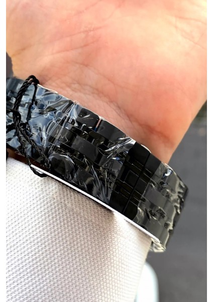 Çelik Jübile Kordon Klasik Model Takvimli Erkek Kol Saati modelleri