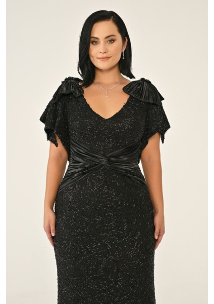 V Yaka Omuz Aksesuarlı Boncuklu Kumaş Uzun Abiye Elbise Alfa Beta fiyatları