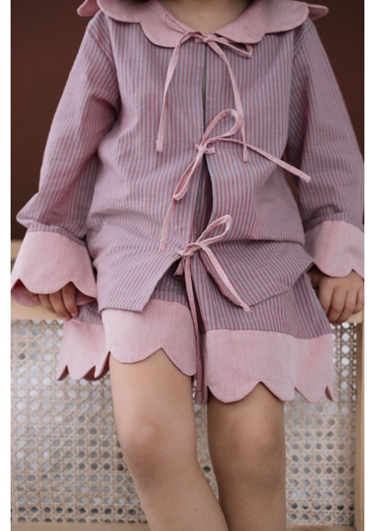 Scallop Pembe Lila Çizgili Dilimli Bebe Yakalı Şort Kız Çocuk Pijama Altı