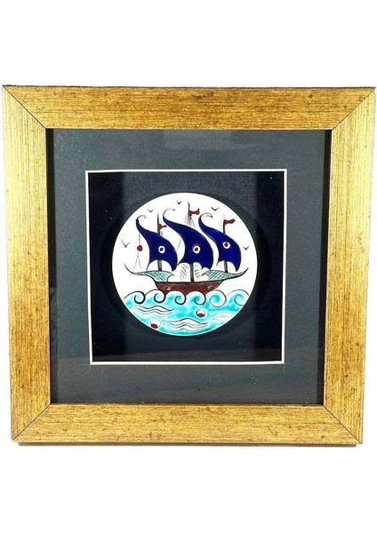 Iznik Çini Kalyon Motifli Paspartulu Plaket