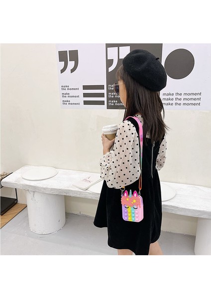 No.41 Tarzı Sıcak Oyuncağımız Pop Fıstığı Oyuncağı Gökkuşağı Unicorn Poppy Oyun Saati Bozuk Para Cüzdanı Bayan Çantası Silika Basit Dimple Çapraz Vücut Çantası (Yurt Dışından) fırsatları