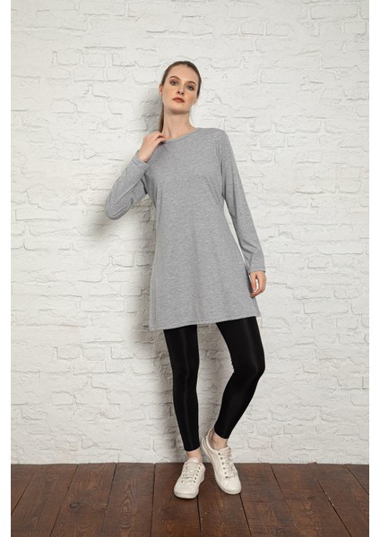 Kadın Gri Renkli Uzun Kol Bisiklet Yaka Penye Tunik SLM33 modelleri